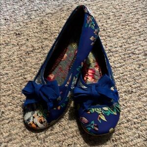 listing-status-banner